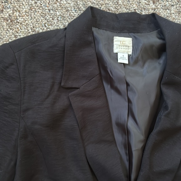 LC black blazer - Picture 2 of 6